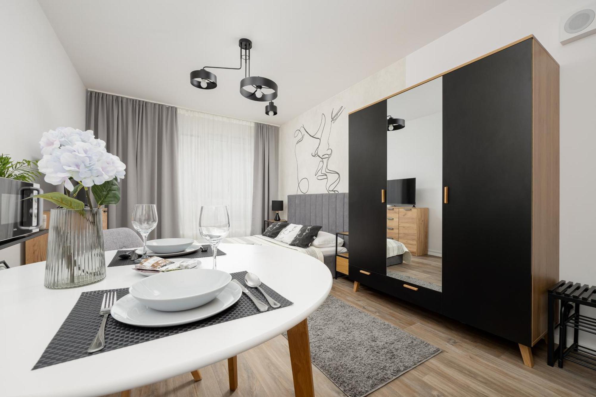 Gdansk Przymorze Pretty Studios & Pets Allowed By Noclegi Renters Ngoại thất bức ảnh